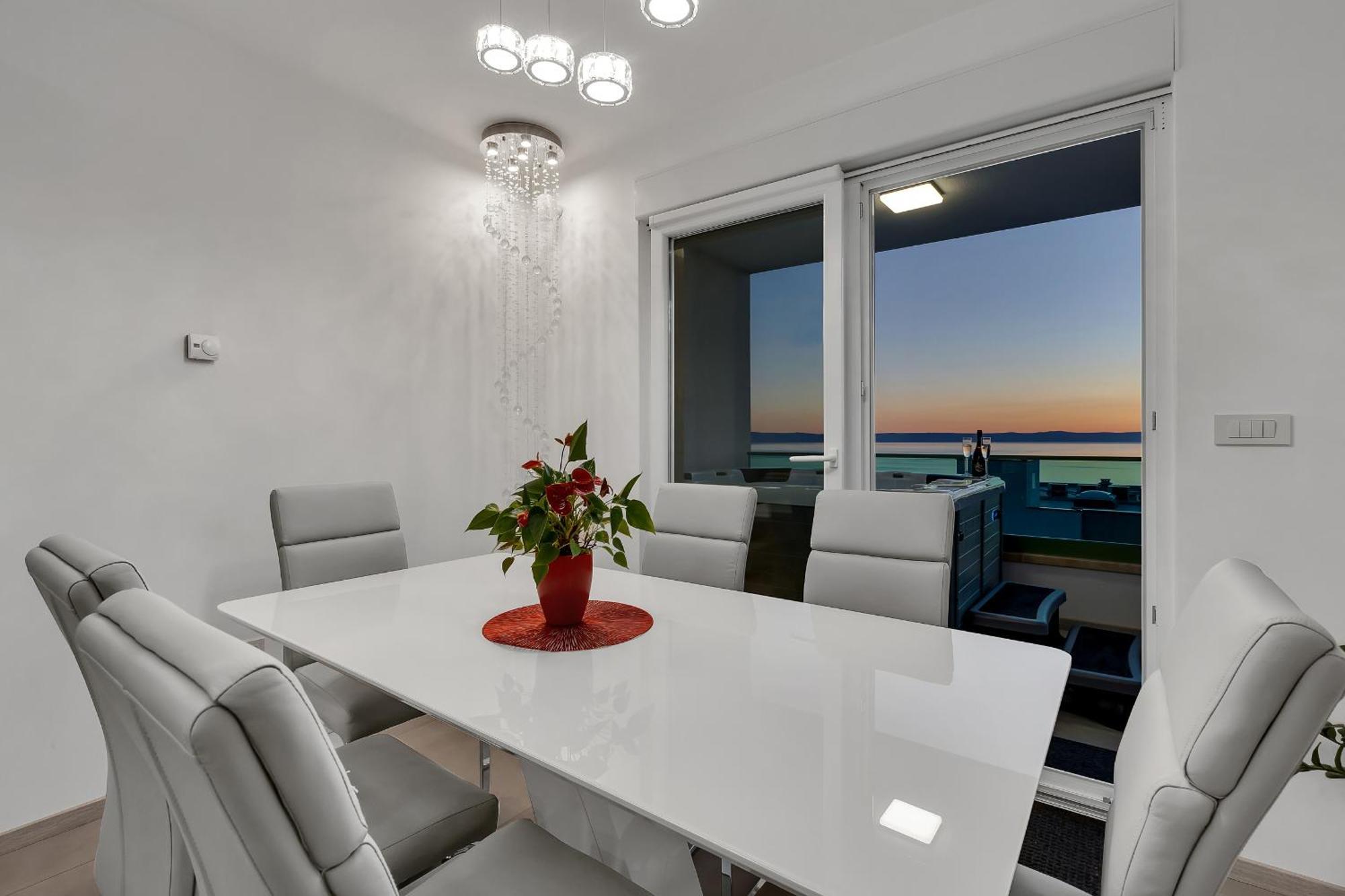 Ferienwohnung Exclusive Penthouse Big Blue With Private Jacuzzi Makarska Exterior foto