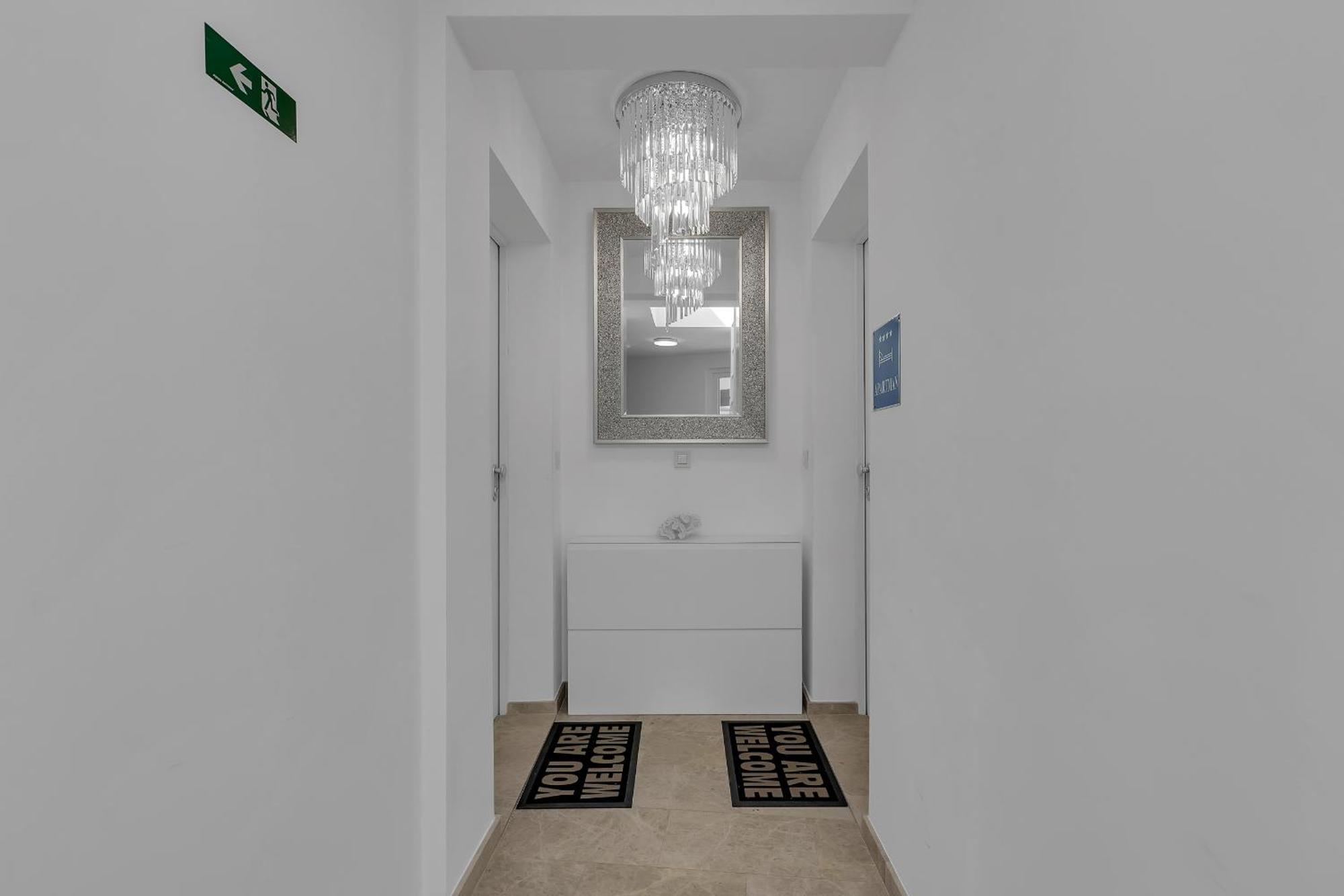Ferienwohnung Exclusive Penthouse Big Blue With Private Jacuzzi Makarska Exterior foto